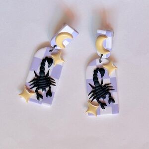 Scorpion moon purple check clay stud earrings